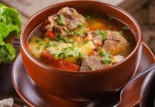 מרק בקר עם חבוש