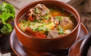 מרק בקר עם חבוש