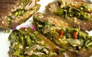 חצילים כבושים