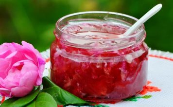 ריבת עלי כותרת של ורדים