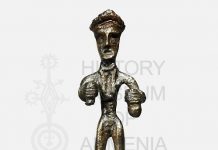 דמות של אישה